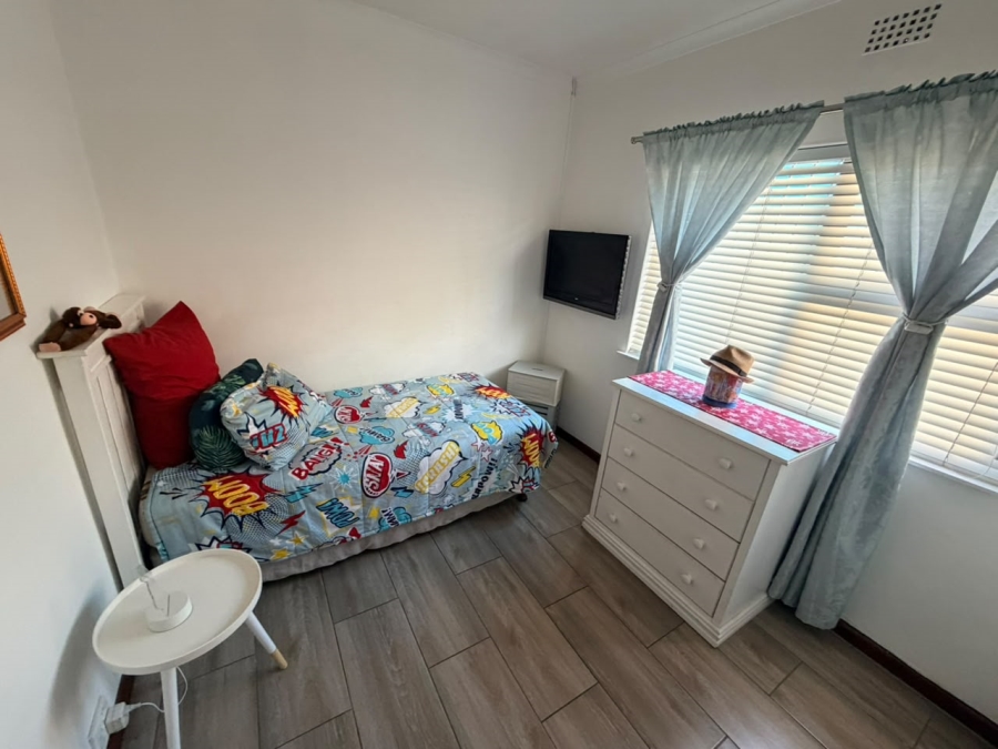 To Let 2 Bedroom Property for Rent in St Michaels Western Cape
